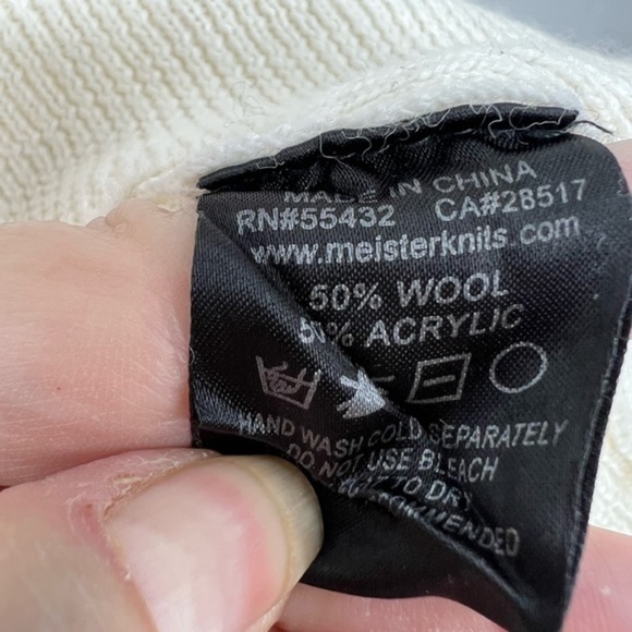 Meister Sport collection quarter zip snowflake wool blend sweater L - Picture 9 of 10